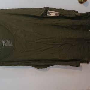 NWT long sleeve tee